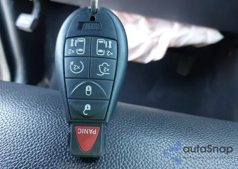 2019 Dodge Grand Caravan Gt from USA, damaged, VIN 2C4RDGEG9KR682282